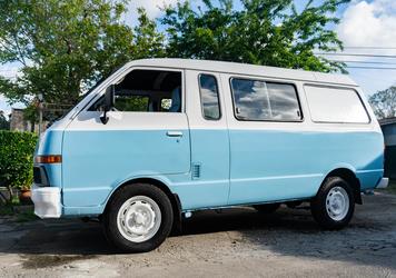 Naviguez en style VIP avec Shuttles Paris : Un voyage privé à l'époque